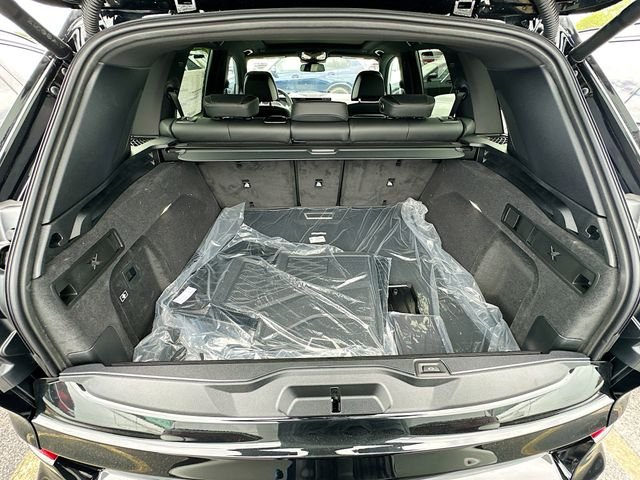 New 2026 Black BMW sDrive40i image 18