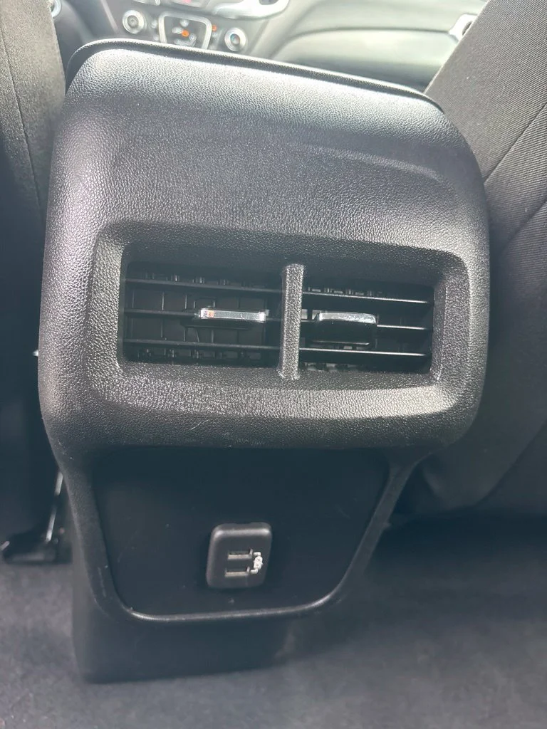 Used 2021 White Chevrolet LT image 17