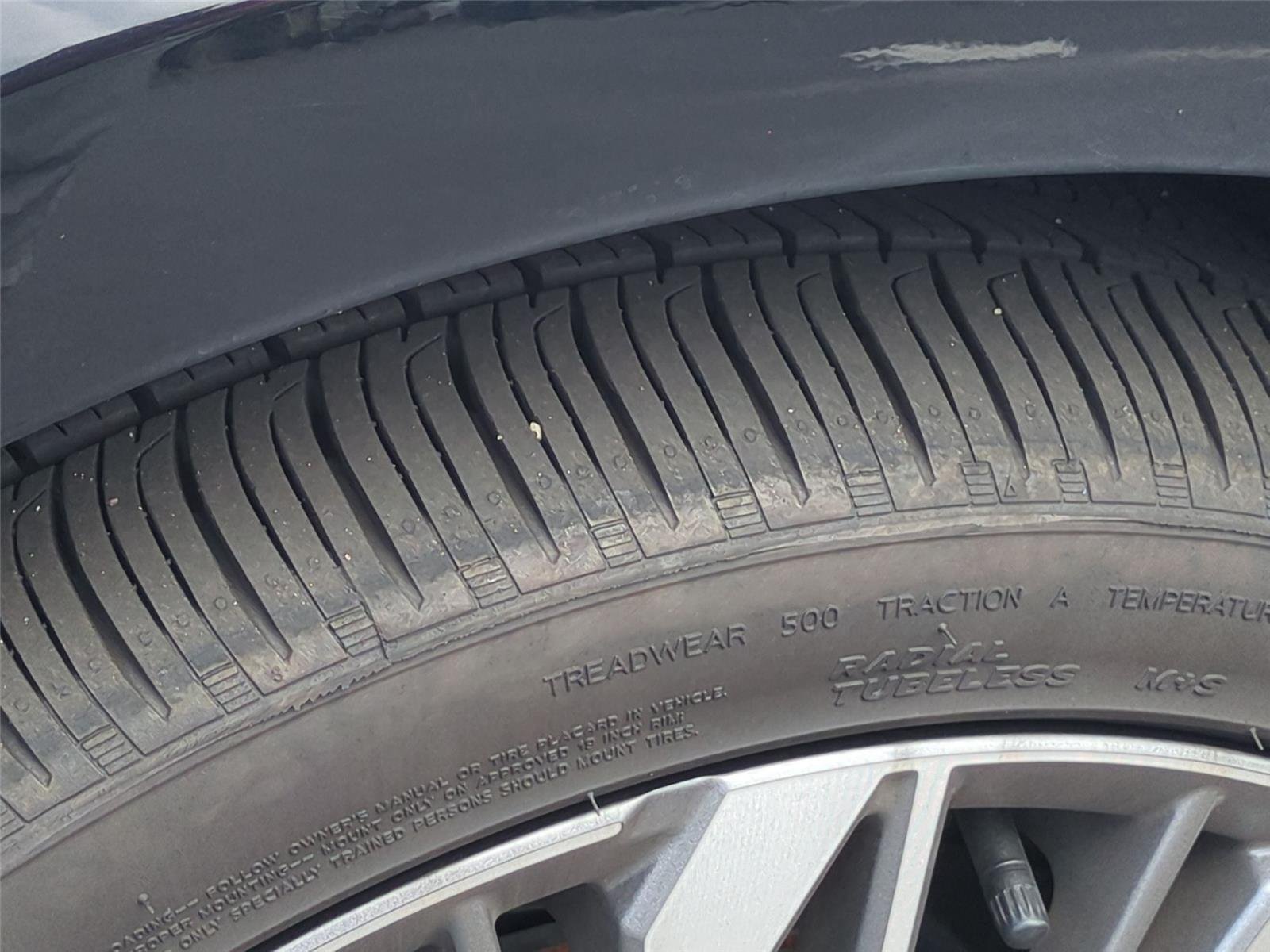 Used 2025 Super Black Nissan SL image 13