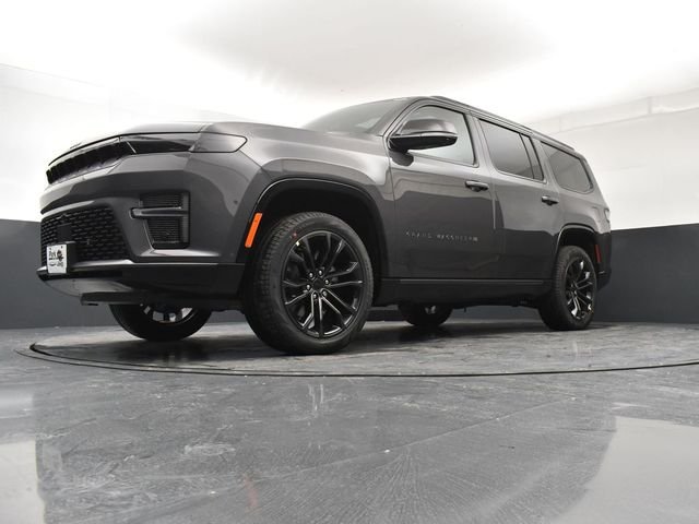 New 2026 Baltic-Gray Metallic Clear-Coat Exterior Paint Jeep Summit Obsidian image 21