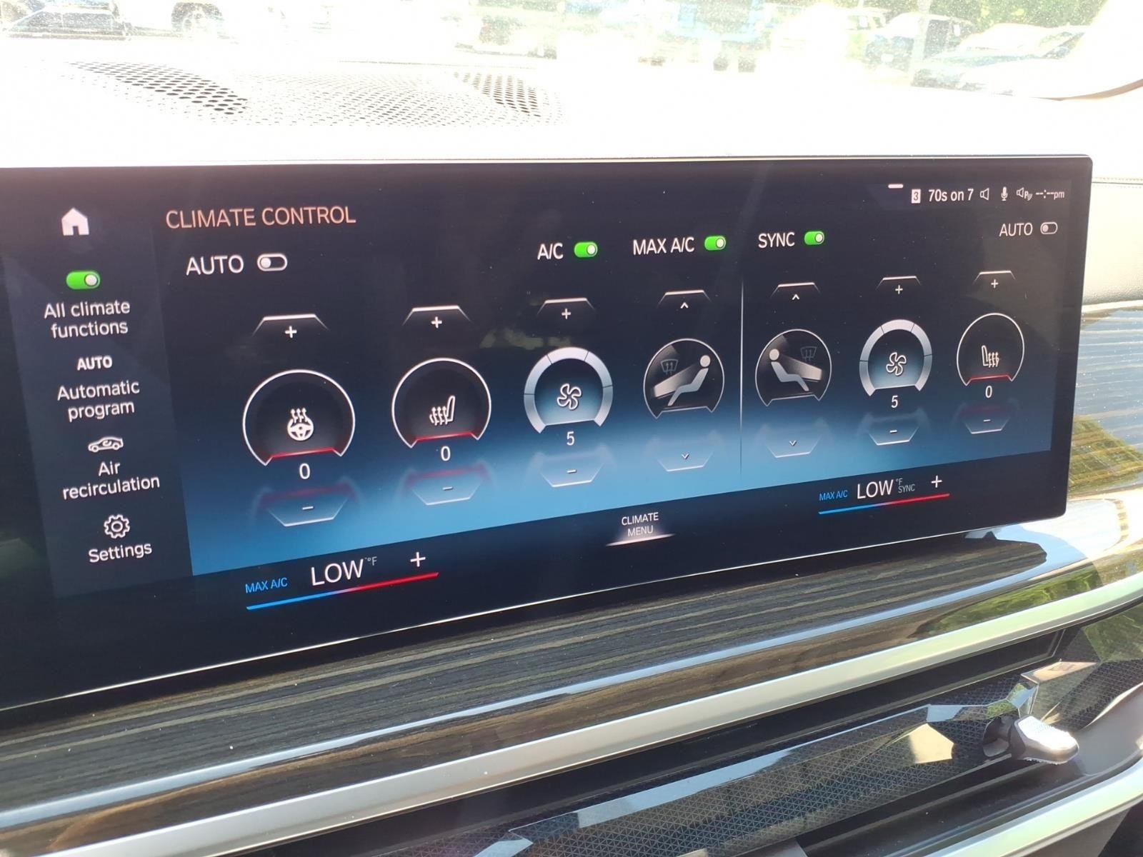 Used 2023 Black Sapphire Metallic BMW xDrive40i image 24