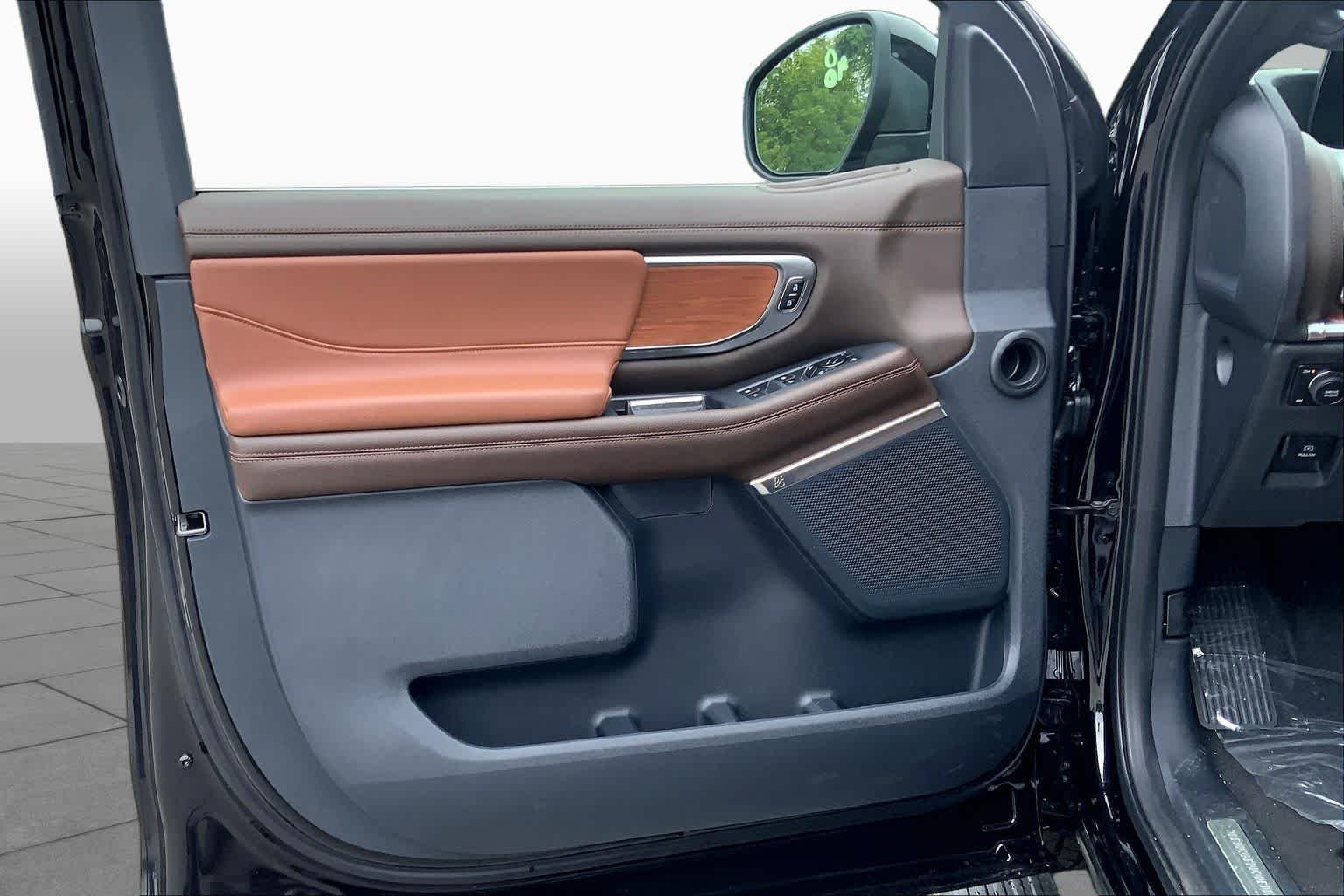 New 2027 Agate Black Metallic Ford King Ranch image 11