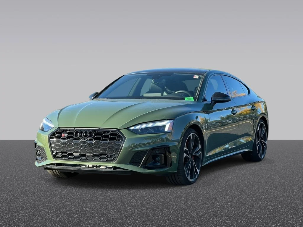 Used 2024 Green Audi Premium Plus image 2