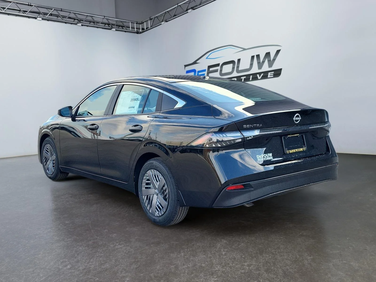 2026 Nissan Sentra S - Photo 4