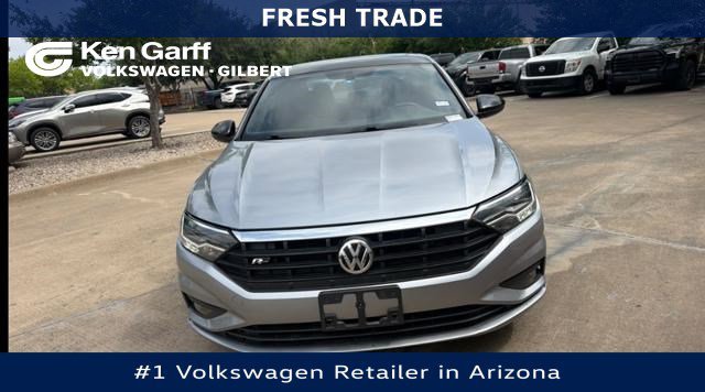 Used 2019 Pyrite Silver Metallic Volkswagen R-Line image 1