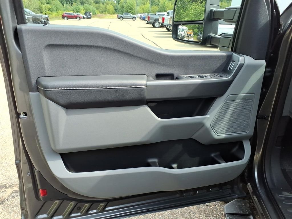 New 2026 Carbonized Gray Metallic Ford F-350® XLT image 20