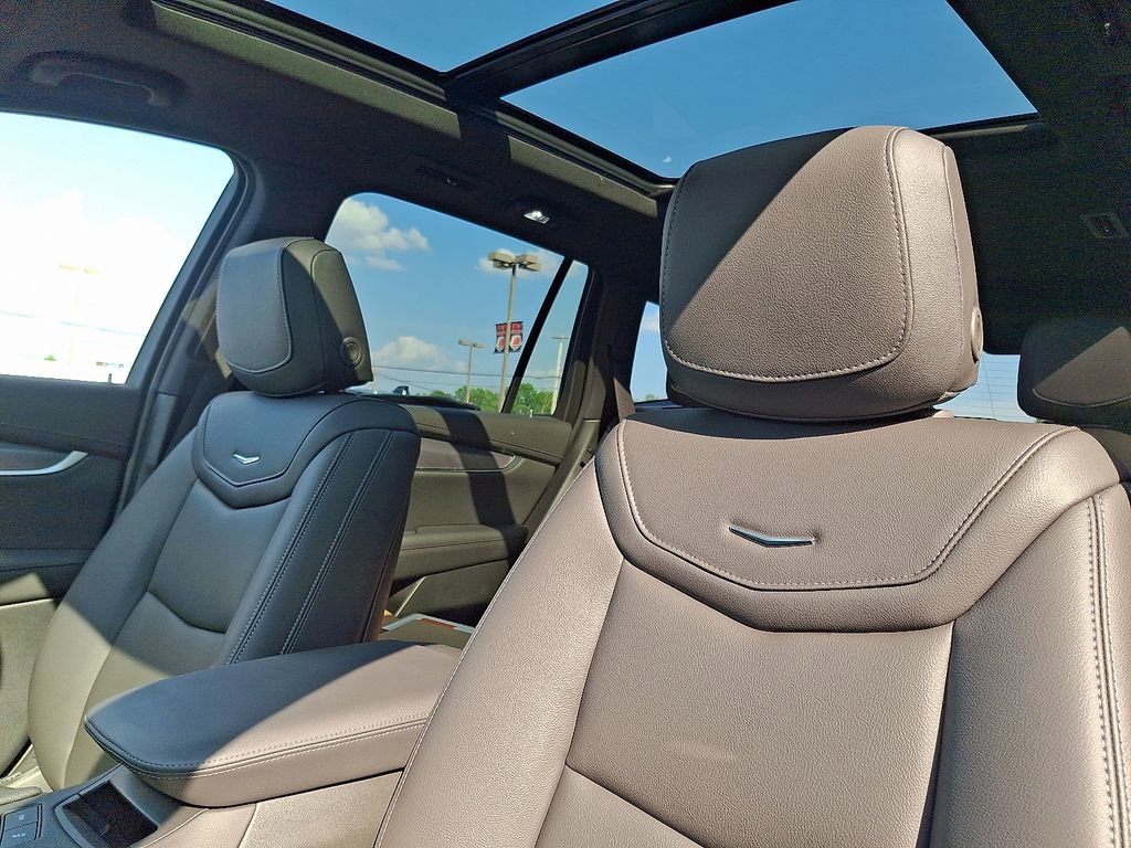 2025 Cadillac XT6 Luxury - Photo 17