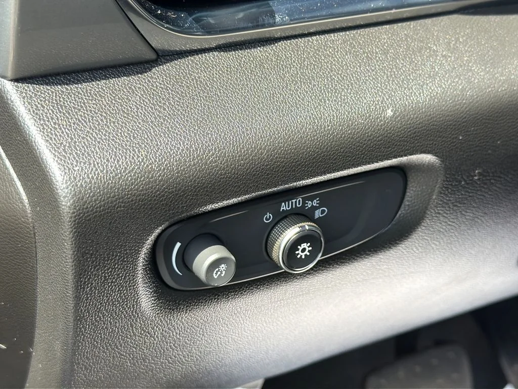 2022 Chevrolet Traverse 1LT - Photo 13