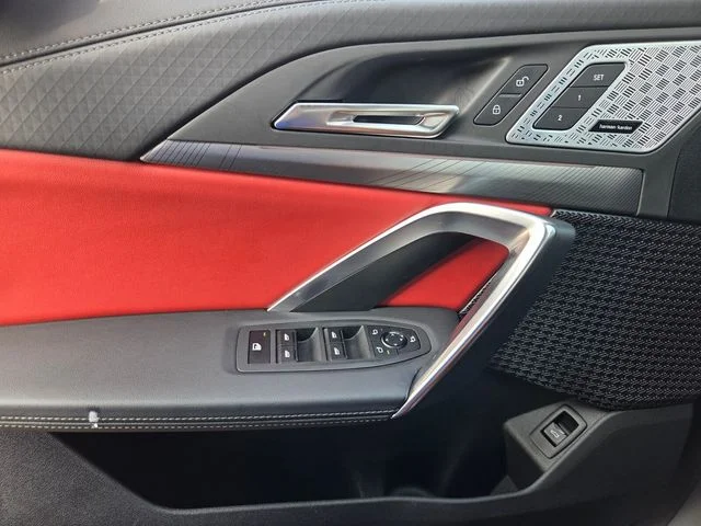Used 2025 Red BMW xDrive28i image 46
