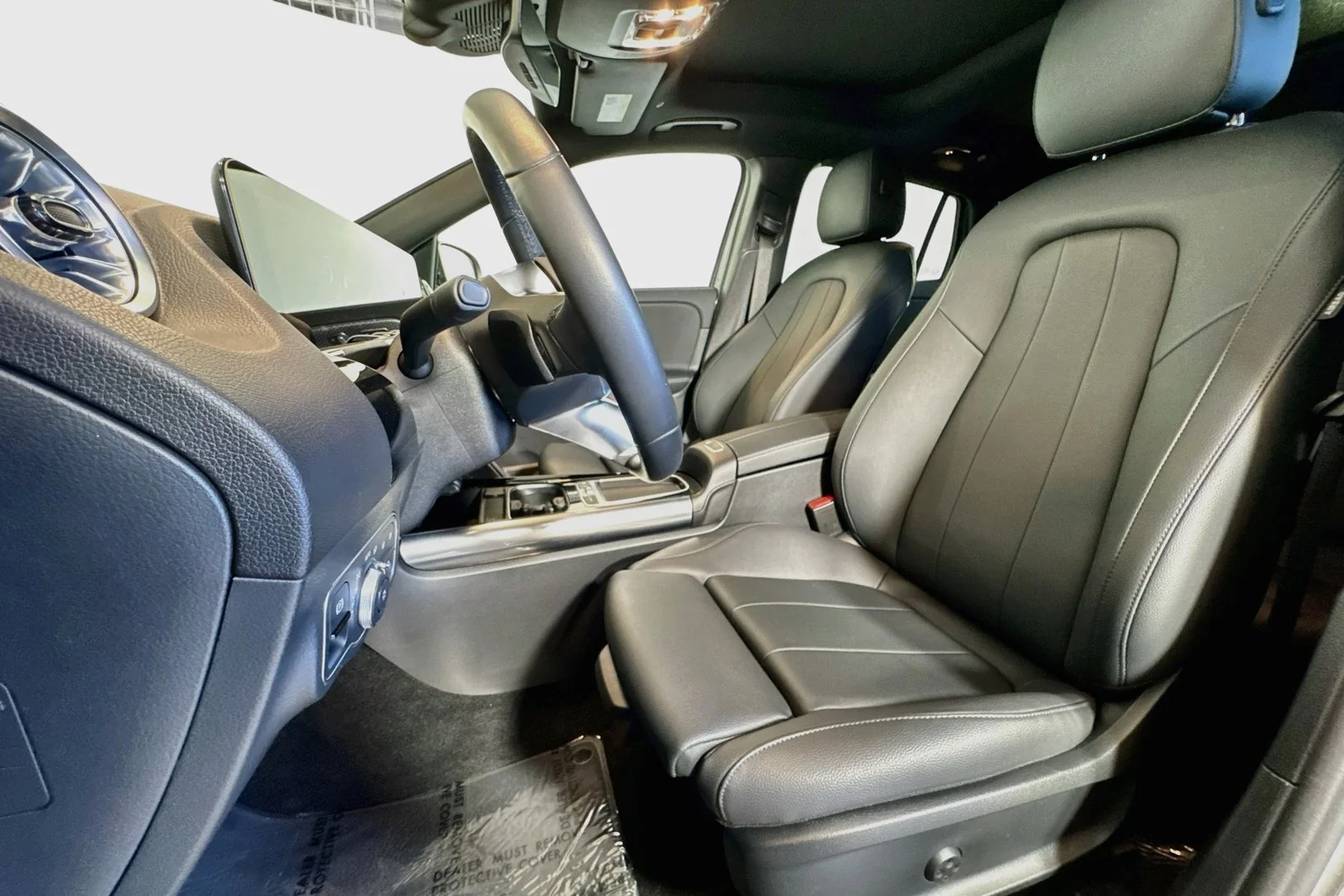 Used 2026 Mountain Grey Metallic Mercedes-Benz GLA 250 image 19