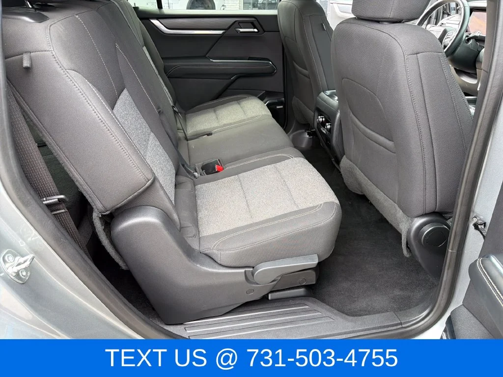 Used 2025 Silver GMC Elevation image 26
