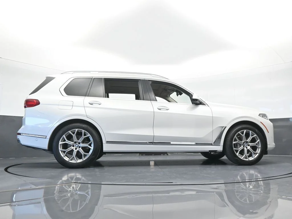 Used 2020 Mineral White Metallic BMW xDrive40i image 71