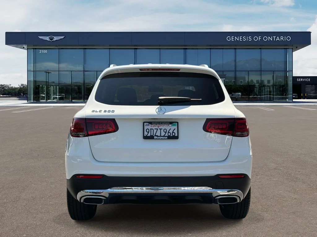 Used 2022 White Mercedes-Benz GLC 300 image 6
