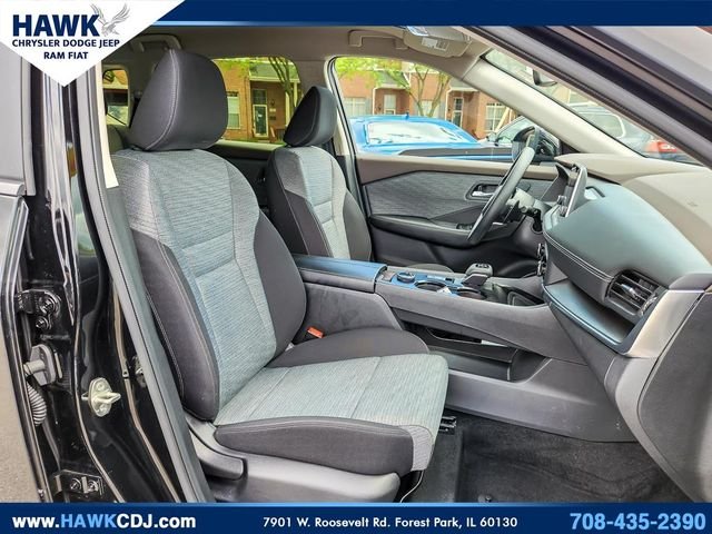 Used 2023 Black Nissan SV image 30