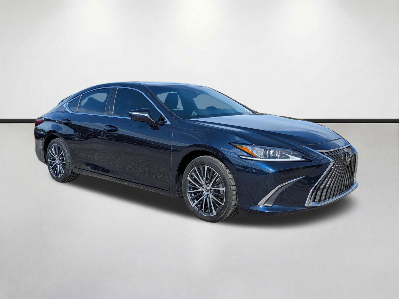 2022 Lexus ES 350 350's photo