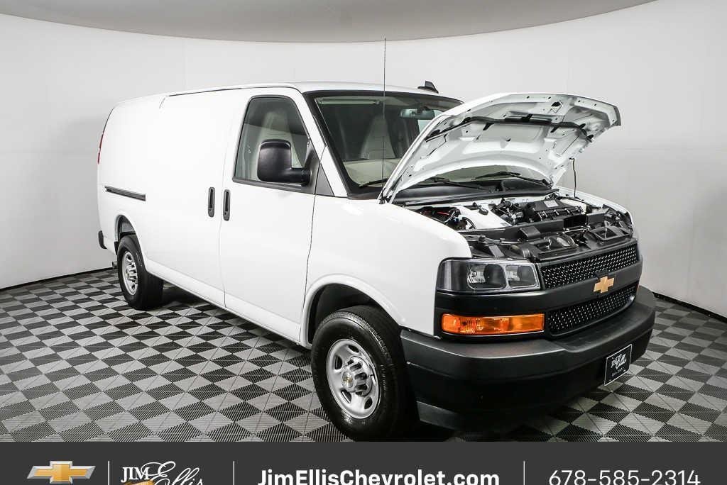 2025 Chevrolet Express Cargo Work Van - Photo 25