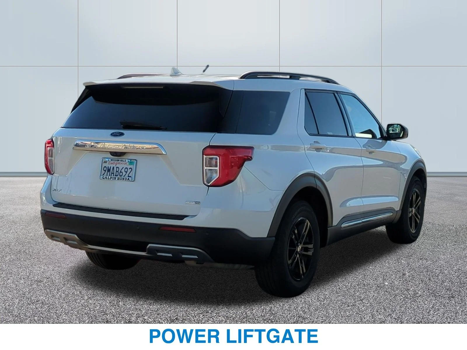 Used 2020 White Ford XLT image 7