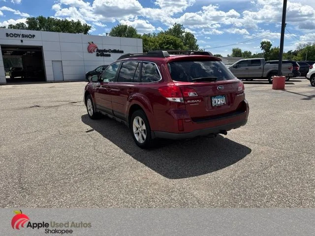 Used 2013 Red Subaru 2.5i image 4