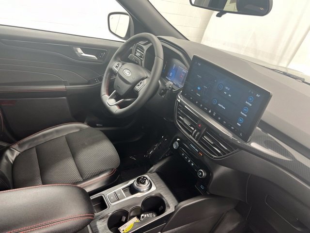Used 2023 Silver Ford ST-Line image 25