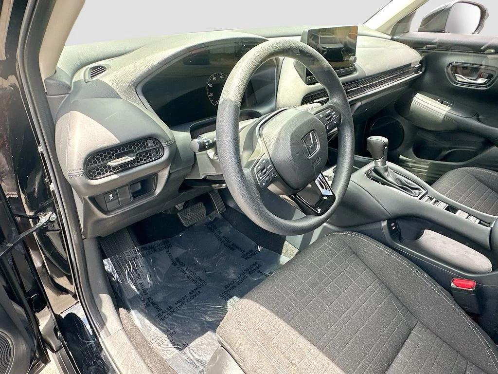 Used 2025  Honda LX image 9