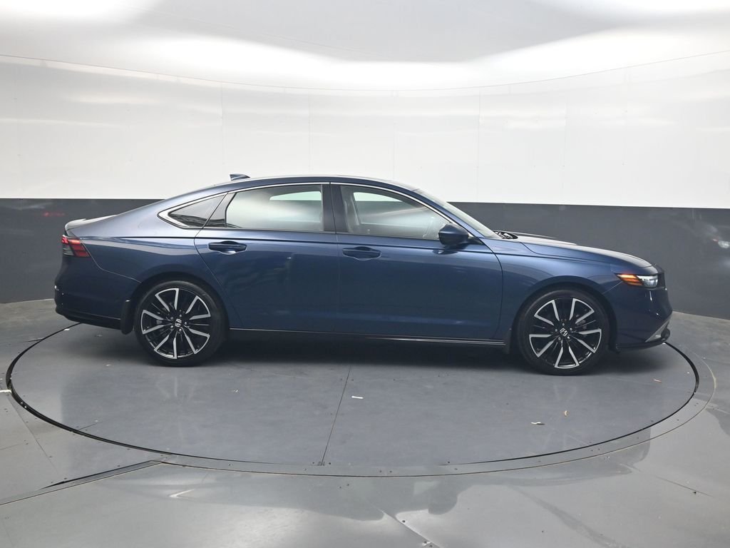 Used 2024 Blue Honda Touring image 3
