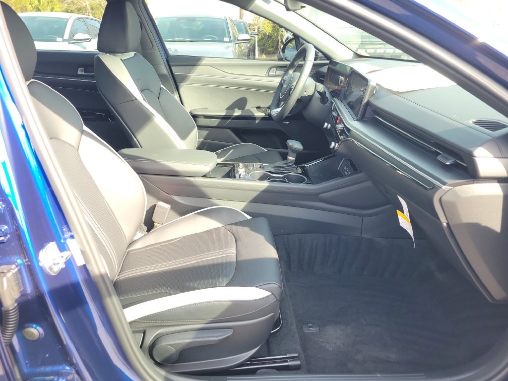 New 2026 Yacht Blue Kia GT-Line FWD image 7