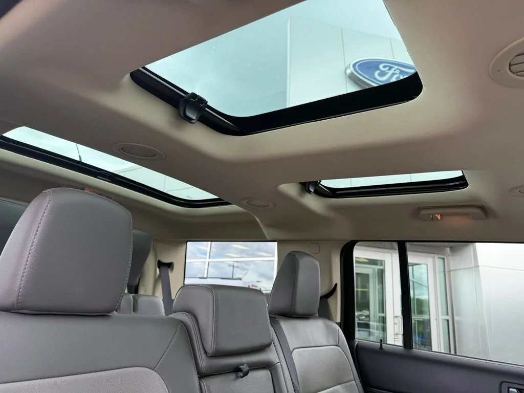 2017 Ford Flex SEL - Photo 15
