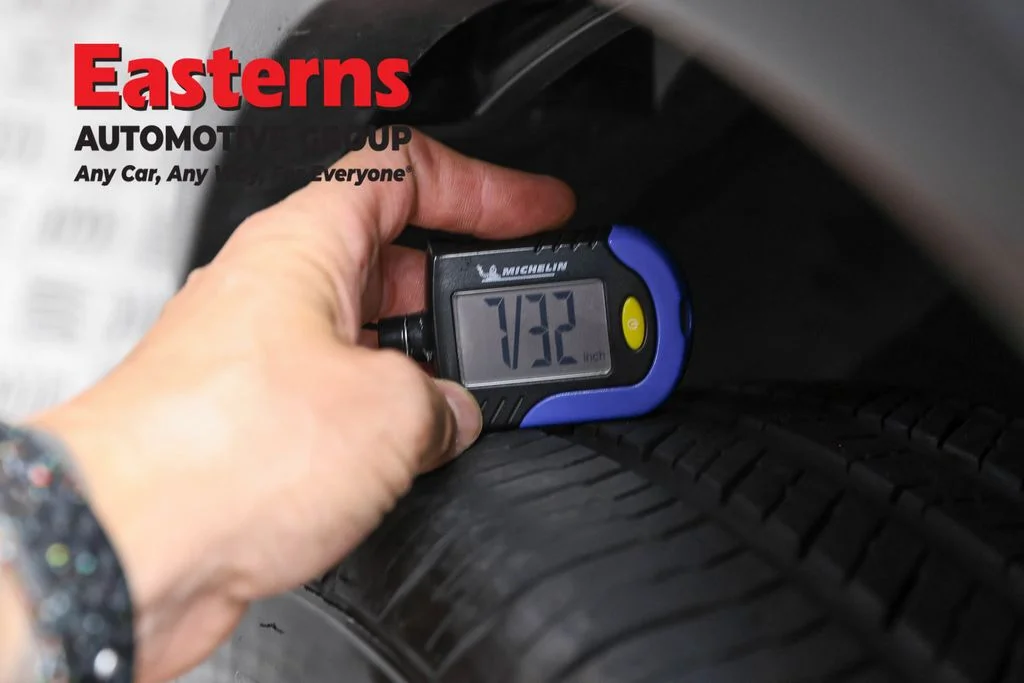 Used 2023 Gray Nissan S image 28