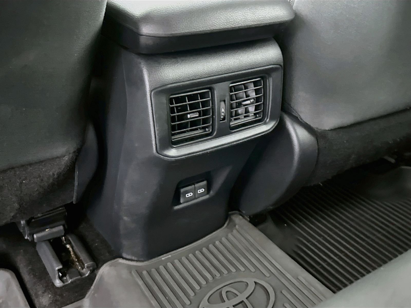 Used 2023 Ice Toyota SE image 25