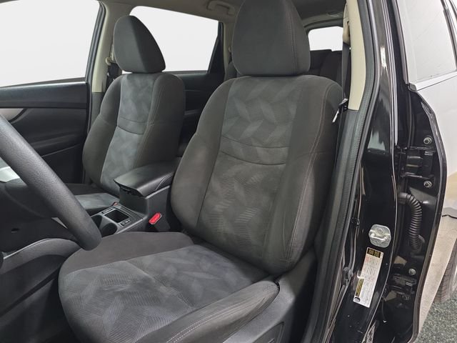 Used 2016 Black Nissan SV image 14