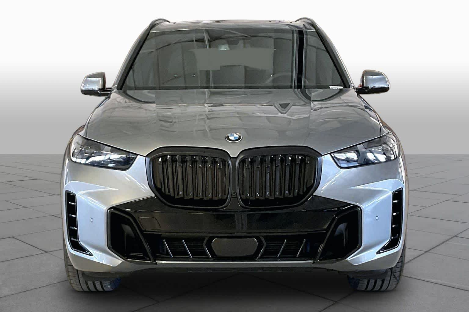 New 2026 Skyscraper Grey Metallic BMW xDrive40i image 3
