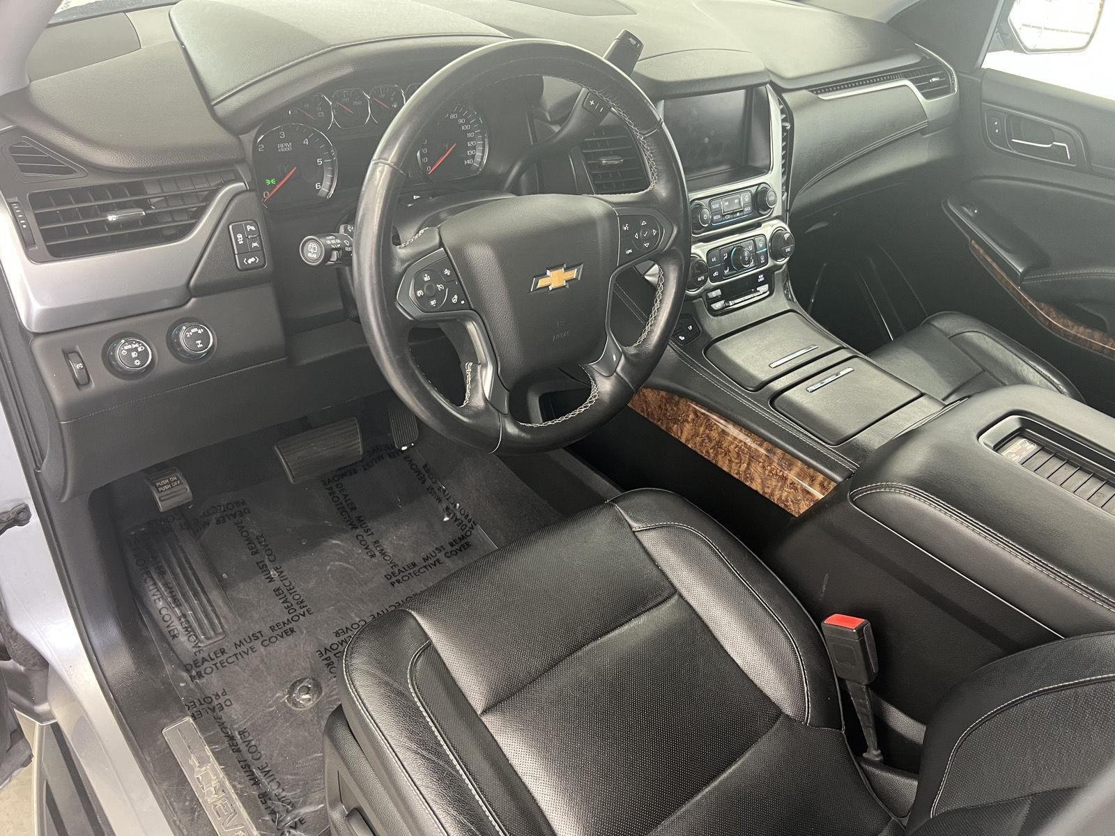 Used 2020 Silver Ice Metallic Chevrolet Premier image 13