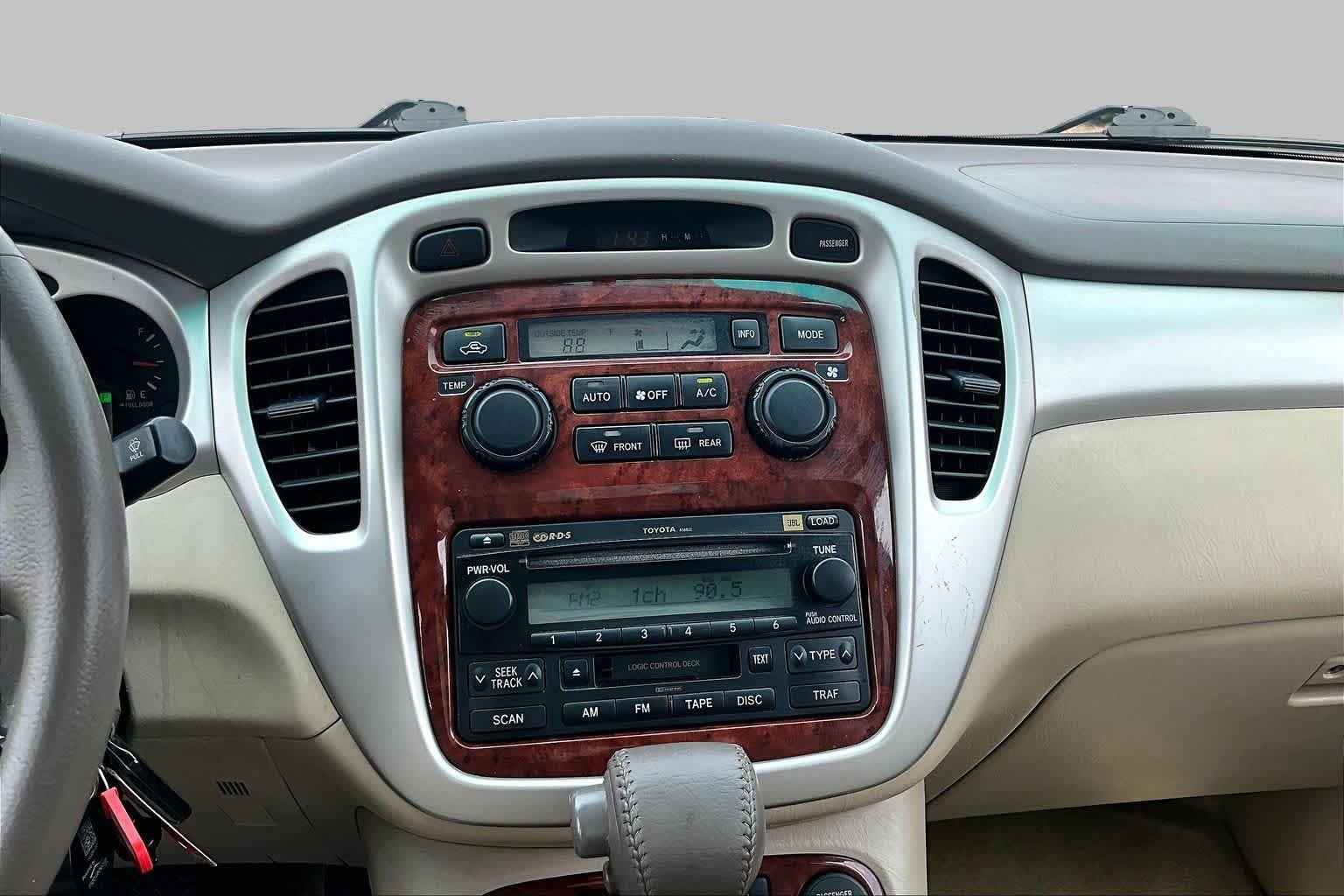 Used 2007 Salsa Red Pearl Toyota Limited w/3rd Row image 6