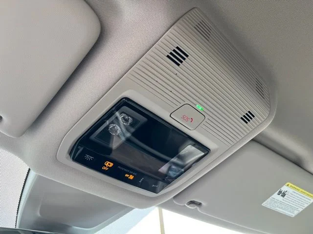 New 2026 White Volkswagen 2.0T SE w/Technology image 18