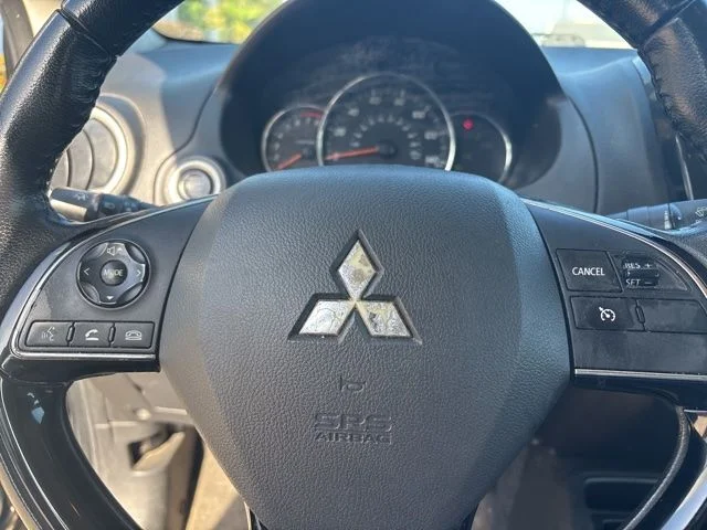 Used 2020 Black Mitsubishi  image 6