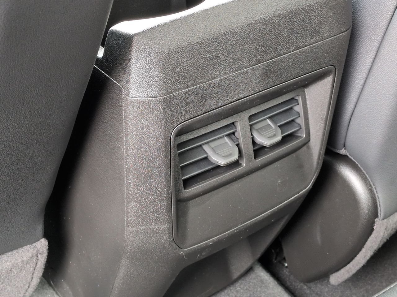 2026 Chevrolet Colorado Trail Boss - Photo 21
