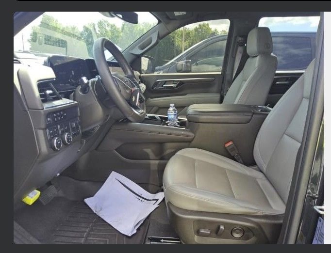 2025 Chevrolet Tahoe Z71 - Photo 6