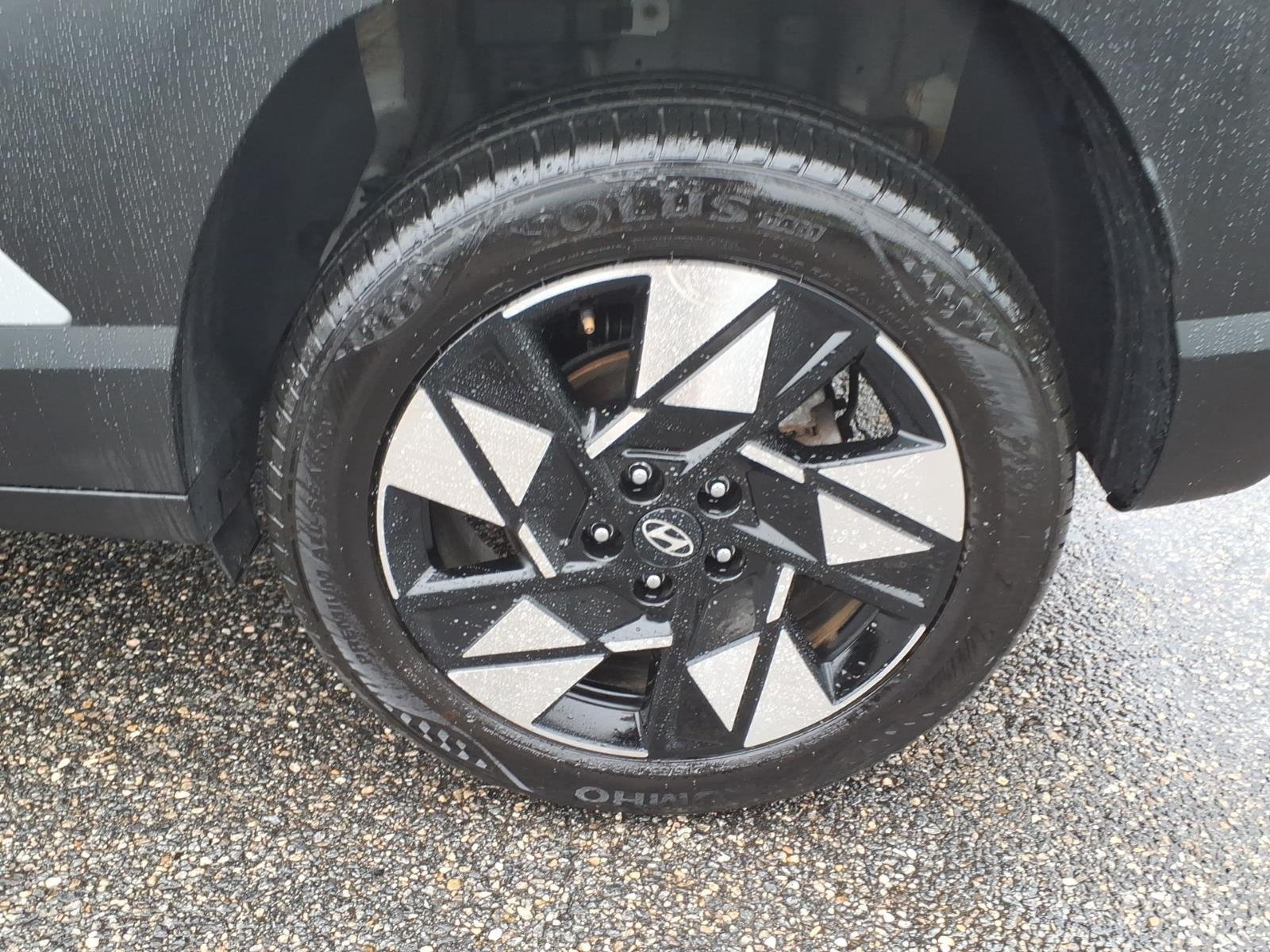 Certified Used 2024 Cyber Gray Metallic Hyundai SEL image 10