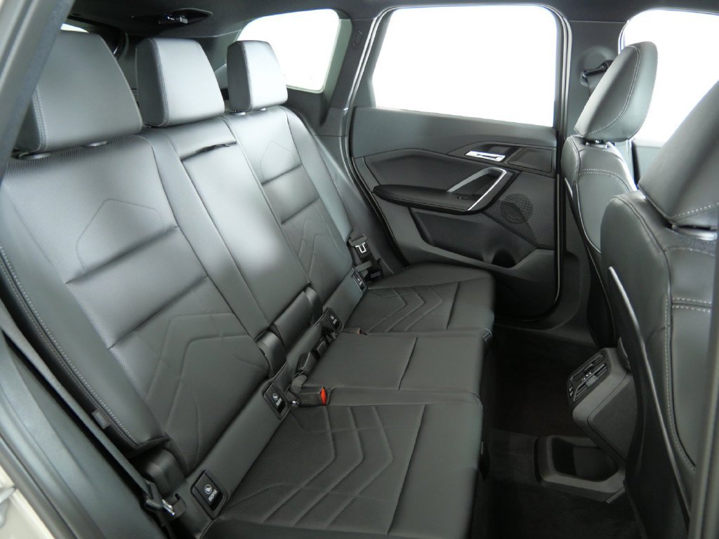 New 2027 Dune Grey Metallic BMW xDrive28i image 25