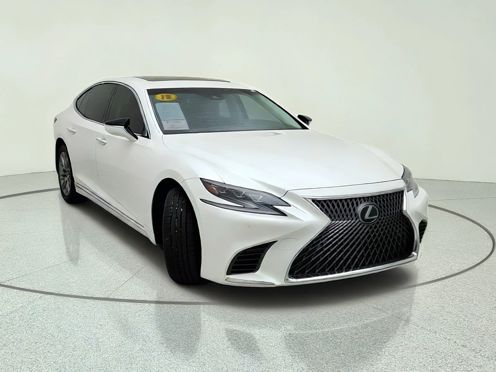 Used 2018 EMINENT WHITE Lexus LS 500 image 4