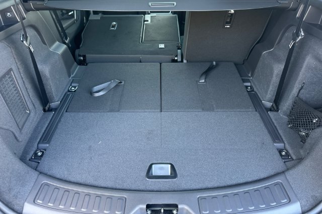 New 2026 Carpathian Grey Land Rover Landmark image 14