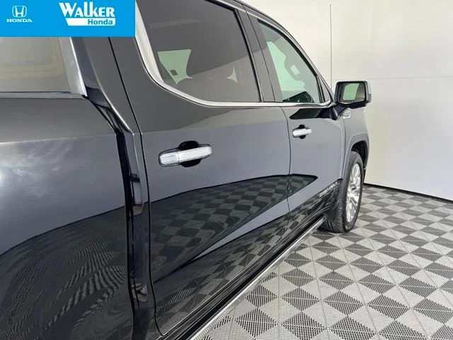 Used 2020 Onyx Black GMC Denali image 11