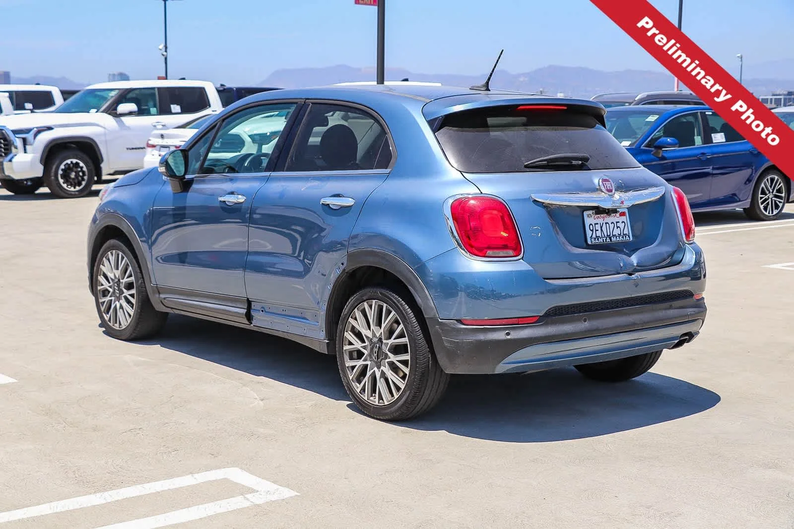 Used 2017 Blue Sky Metallic FIAT Lounge image 8