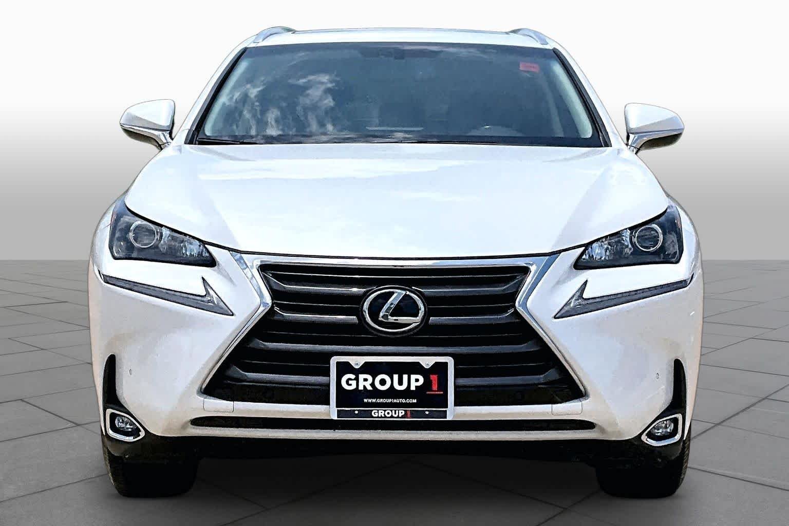 Used 2016 Eminent White Pearl Lexus  image 4