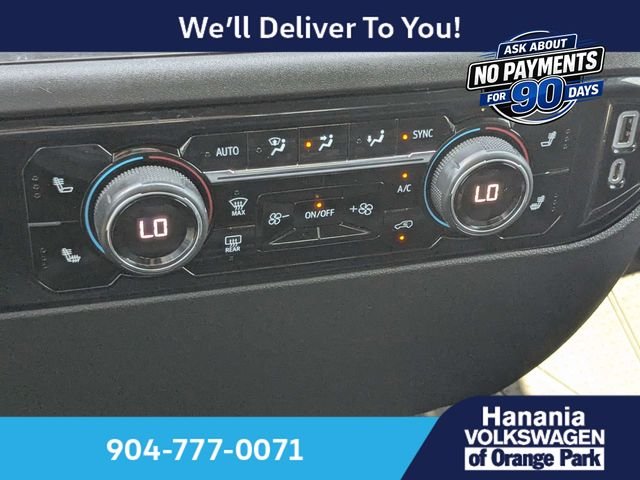 Used 2023 Gray Chevrolet LT image 23
