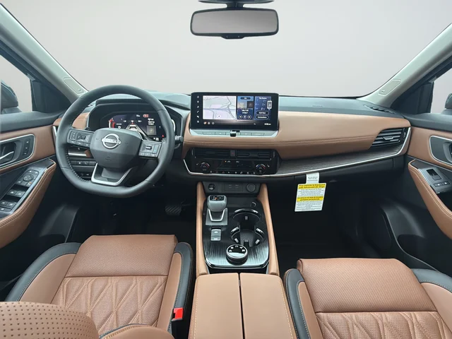 New 2026 Obsidian Green Pearl Nissan Platinum image 9