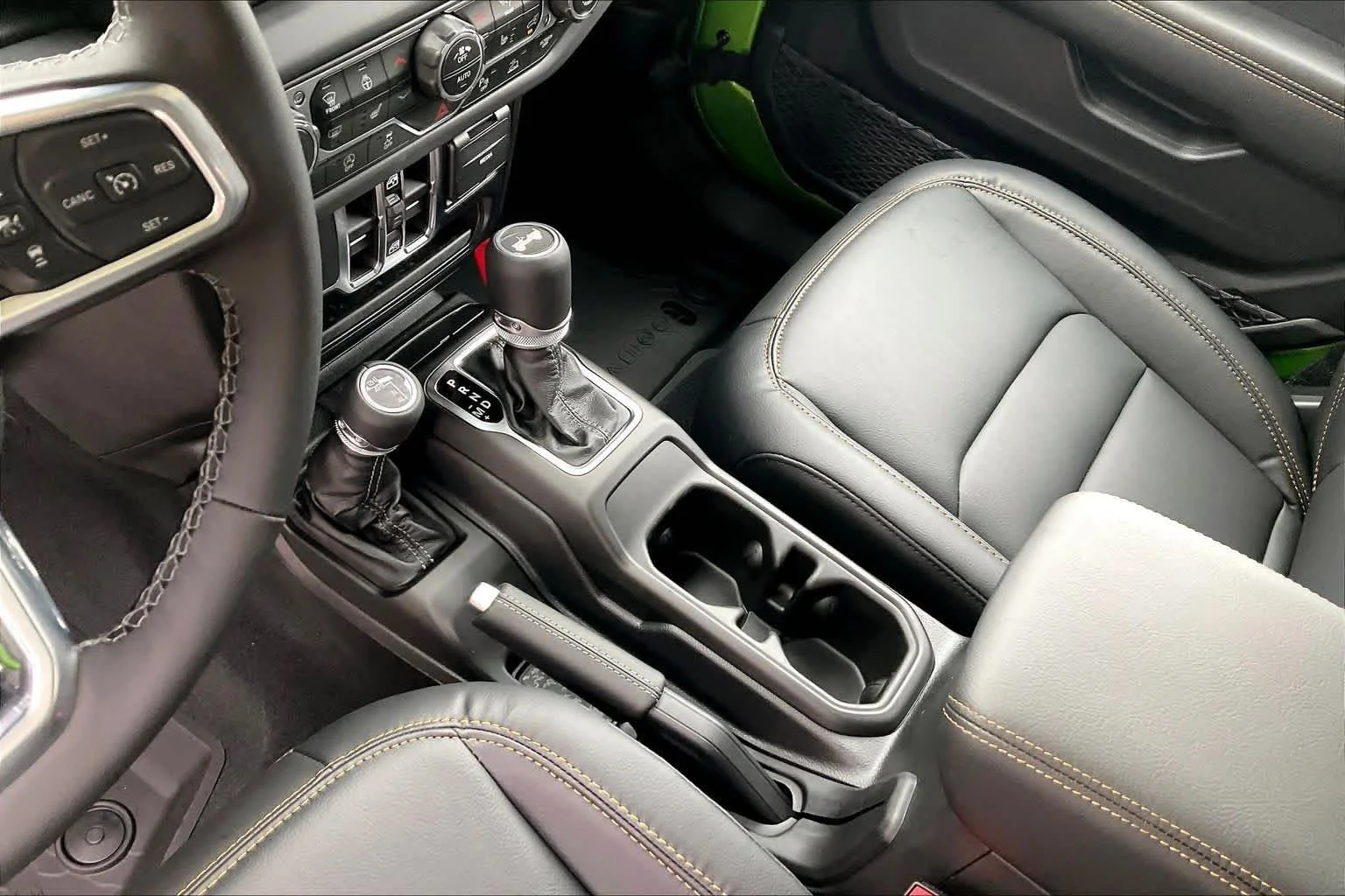 New 2026 Mojito Clear-Coat Exterior Paint Jeep Sahara image 7