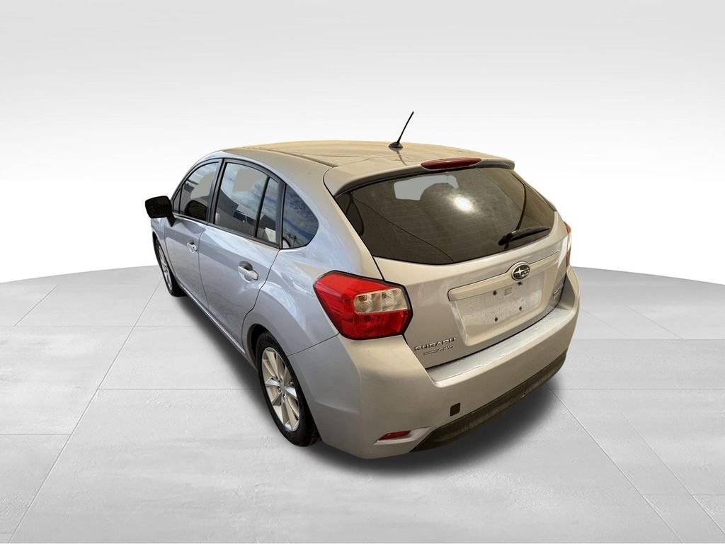 Used 2014 Ice Silver Metallic Subaru 2.0i Premium image 8