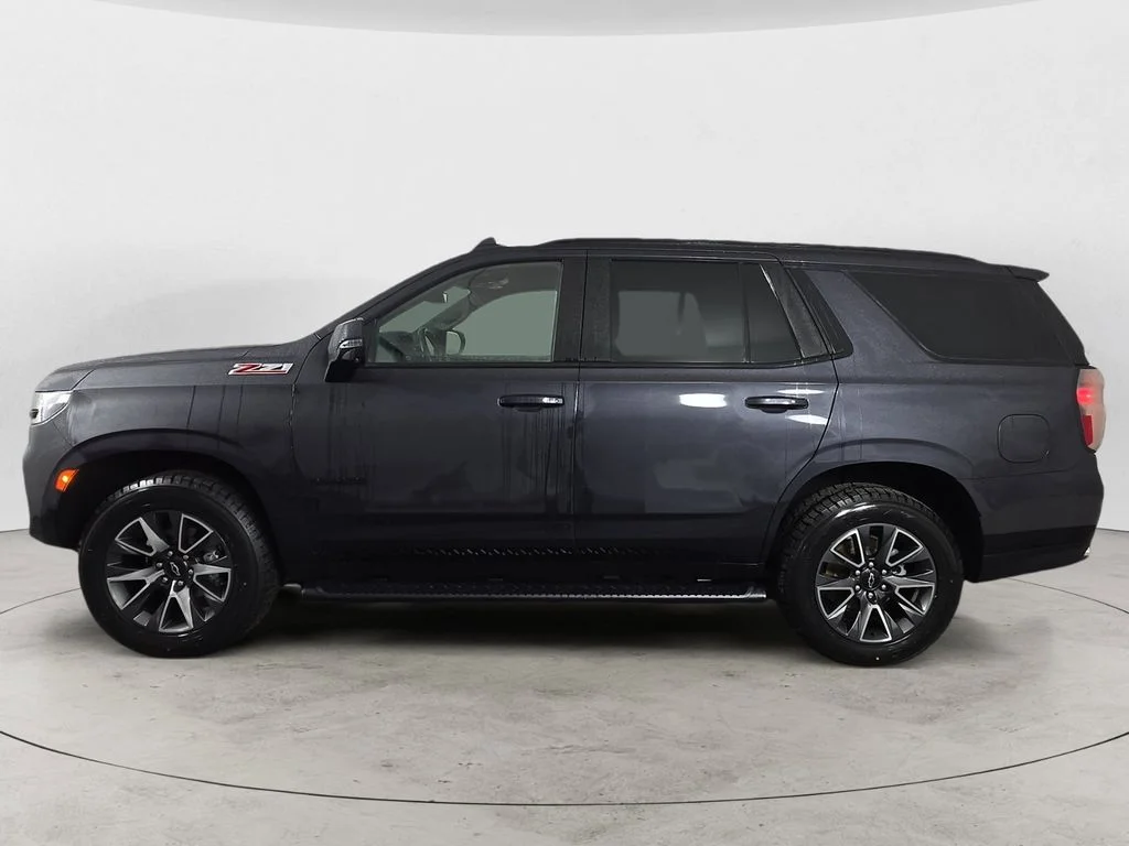 Used 2023 Gray Chevrolet Z71 image 2
