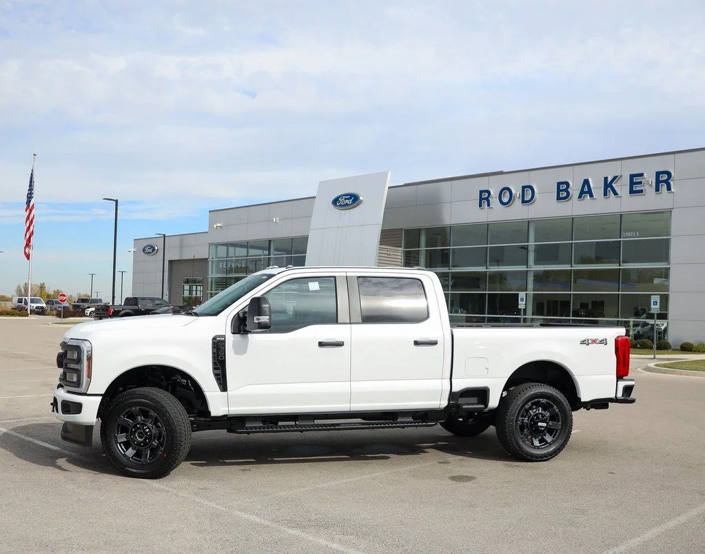 2026 Ford F-350 XL 4x4 Crew Cab 6-3/4' Box SRW's photo